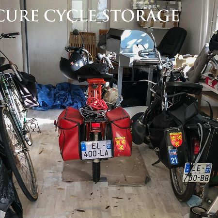 La Bicyclette Bleue Panzió Montmorillon Kültér fotó